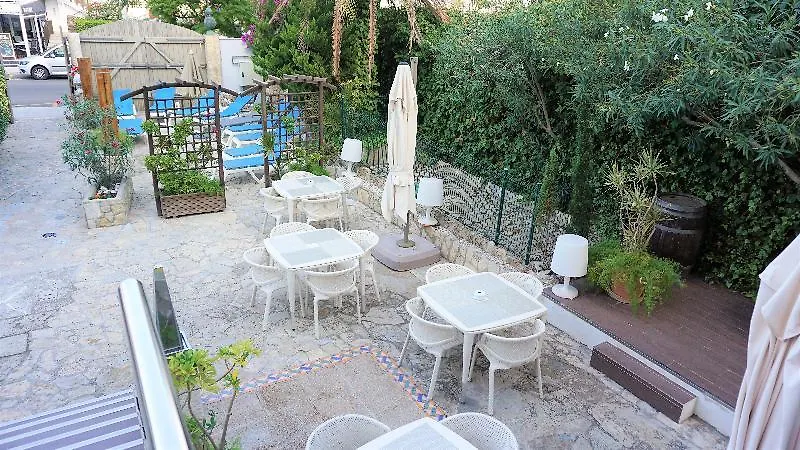 Hotel Playas Del Rey Santa Ponsa 3*,